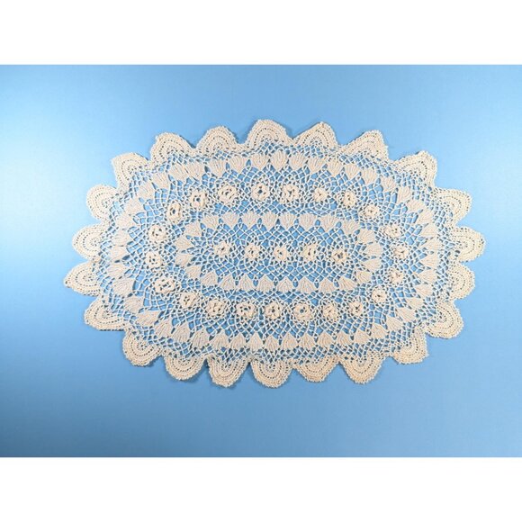 Antique hand made Irish crochet lace doilies mixed sizes set of 4, decorative - Picture 7 of 10